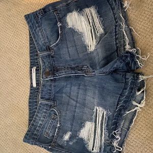 Denim shorts medium wash